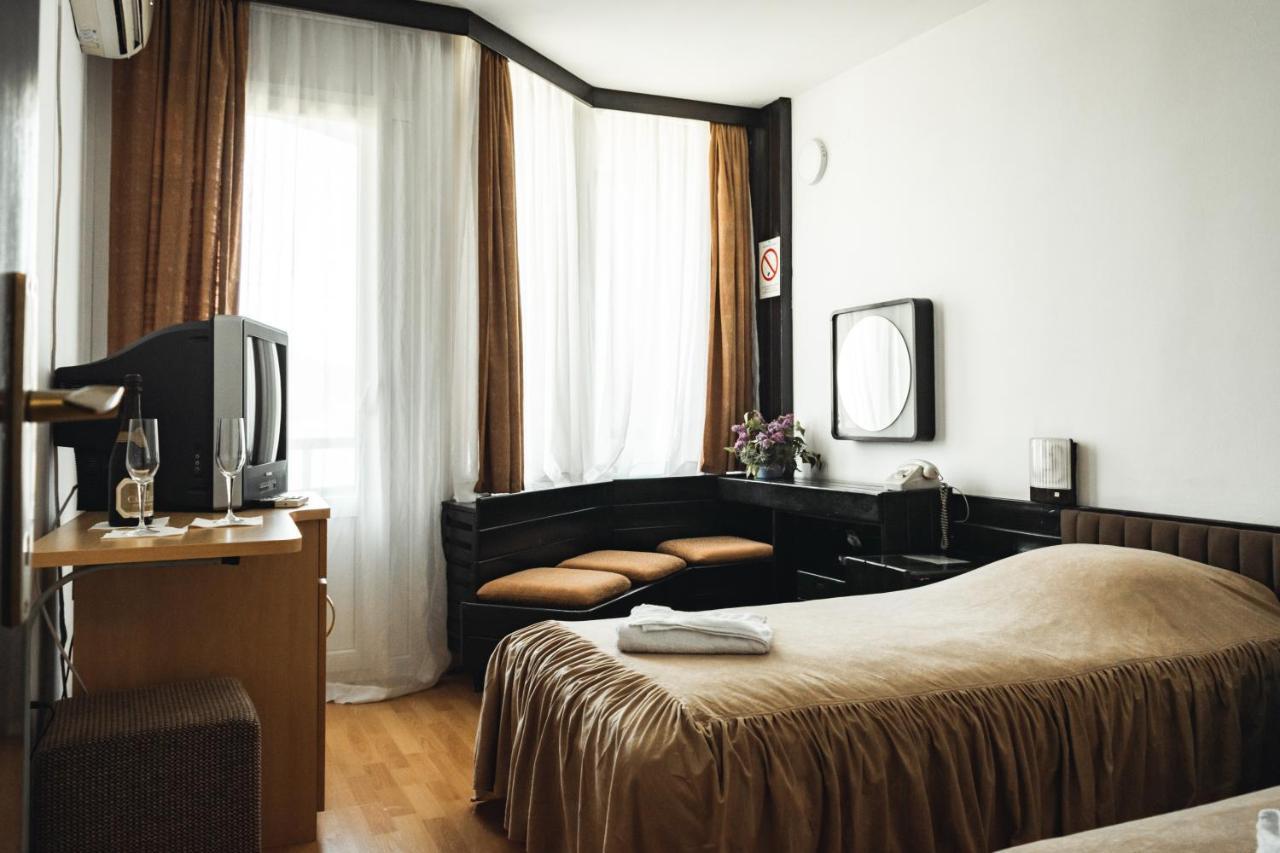 Hotel Lepenski Vir Donji Milanovac Luaran gambar