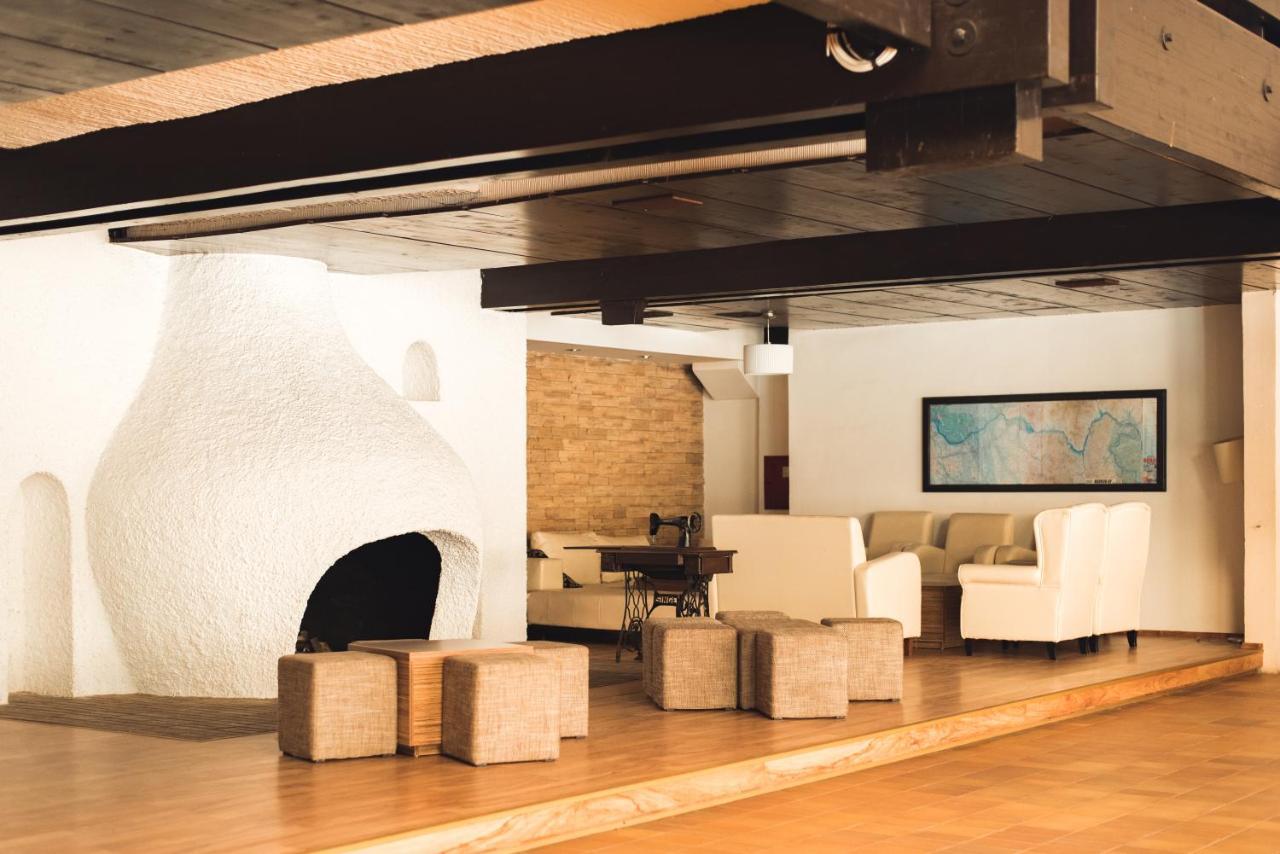 Hotel Lepenski Vir Donji Milanovac Luaran gambar